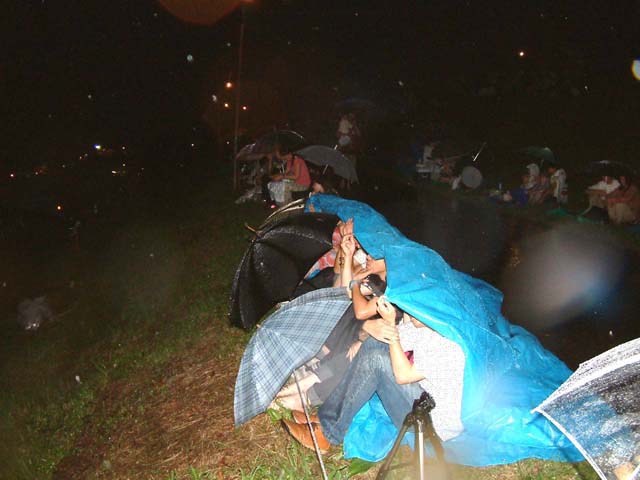SUSUEYE2003_018_b