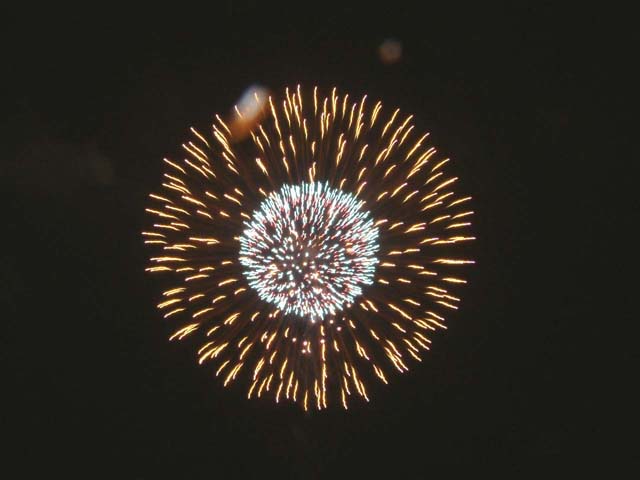 SUSUEYE2003_024_b