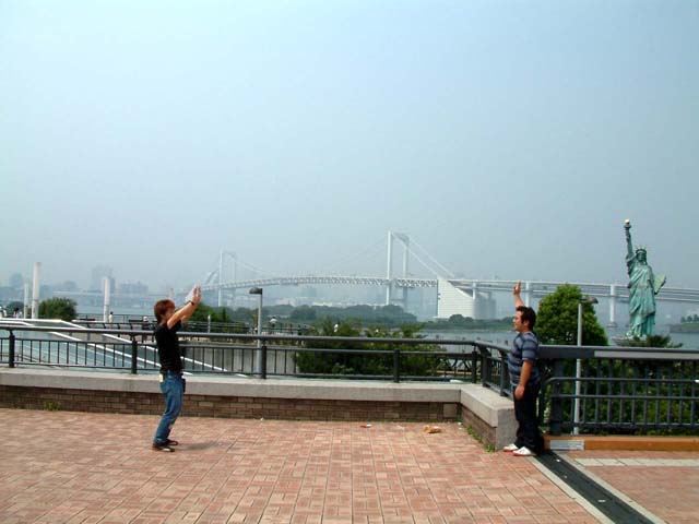 SUSUEYE2003_057_b