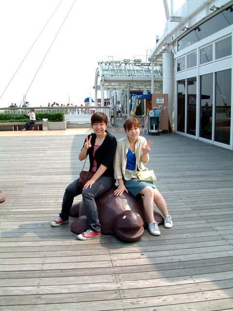 SUSUEYE2003_090_b