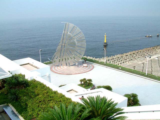 SUSUEYE2003_098_b