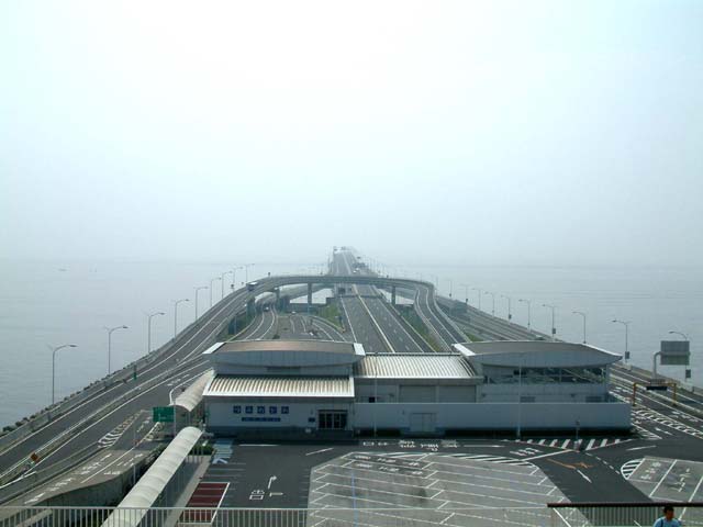 SUSUEYE2003_111_b