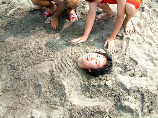SUSUEYE2003_137_b