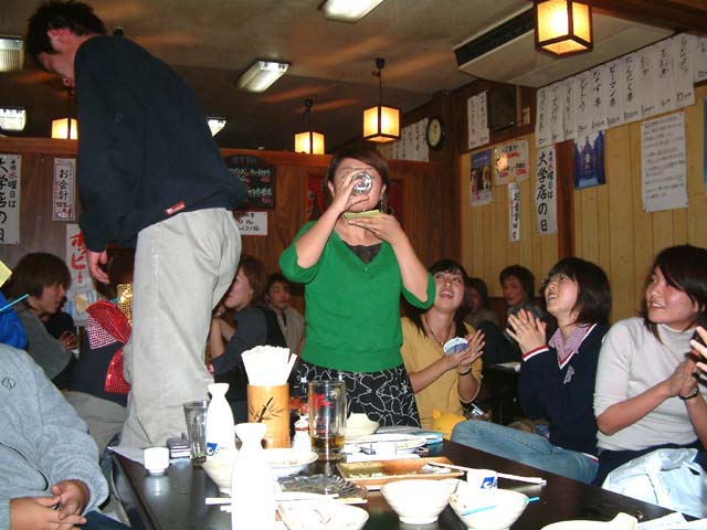 SUSUEYE2003_200_b